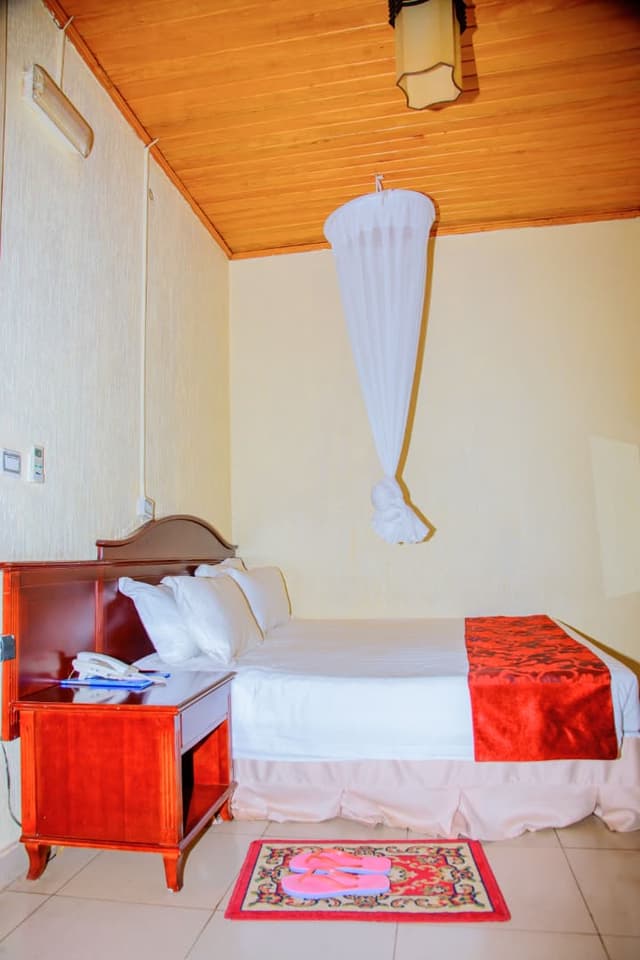 Standard Room 4